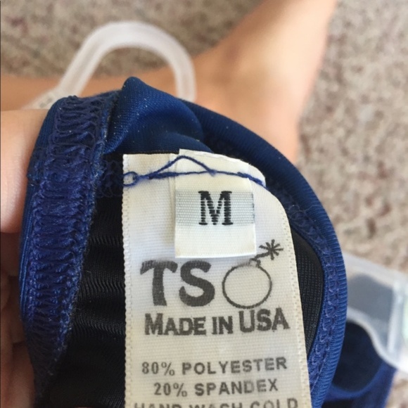 sport bikini swim top - Picture 3 of 3